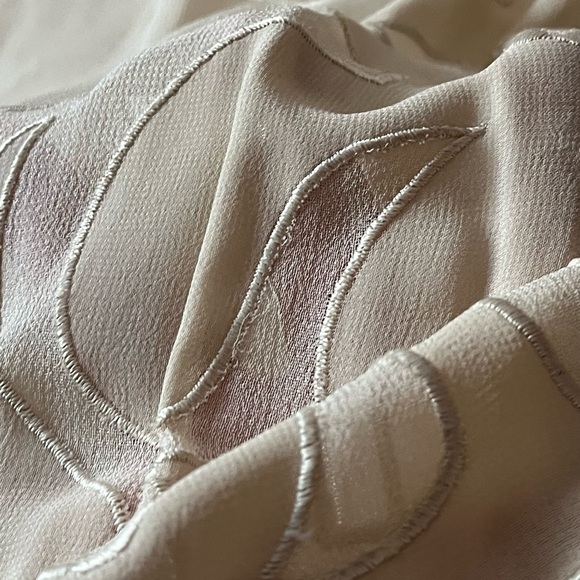 A small (S) cream coloured Cristina Gavioli dress - Picture 4 of 5